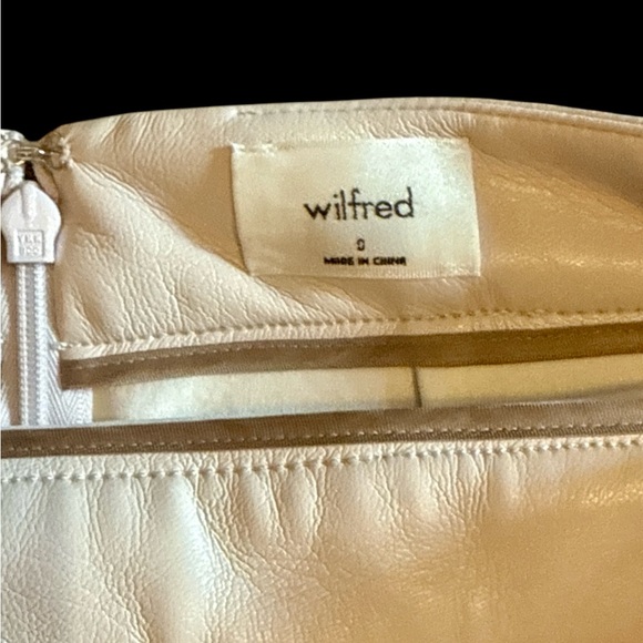Wilfred Leather Cream Mini Skirt NWT Size XS - Picture 6 of 9